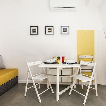 The Love Tram Apartment Lisbona Esterno foto